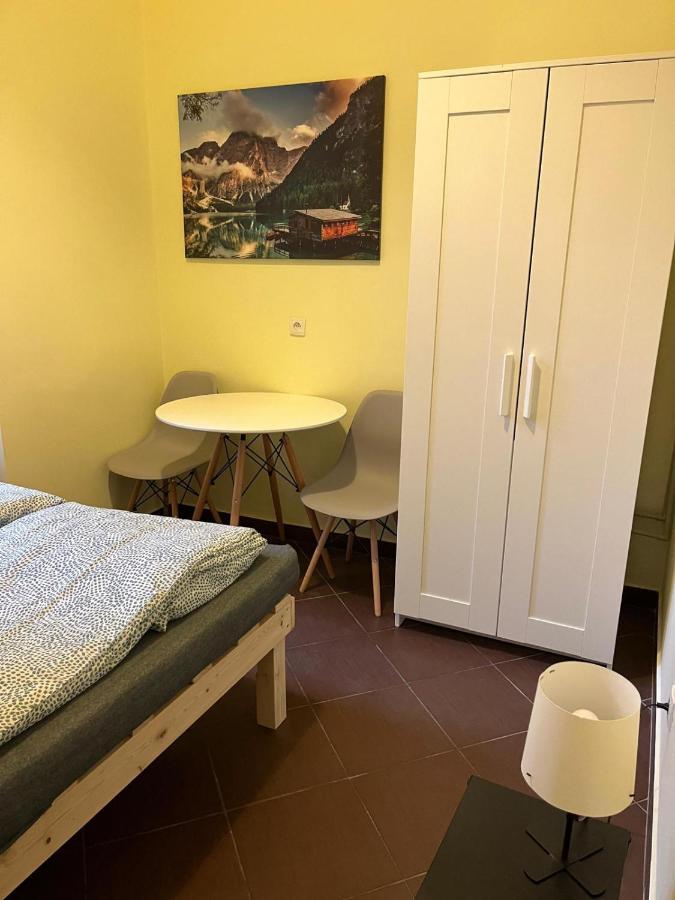 Batorego Lovely Rooms Krakau Exterior foto