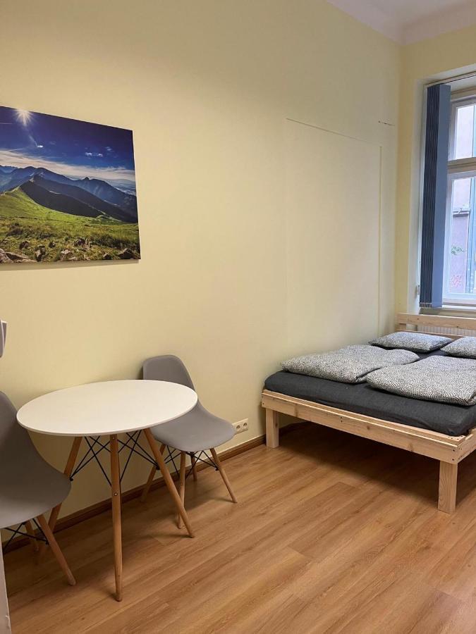 Batorego Lovely Rooms Krakau Exterior foto